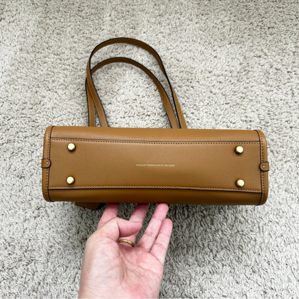 NWT Coach Swing Zip Bag in Honey Brown, New with Tag, $395 - Picture 3 of 10
